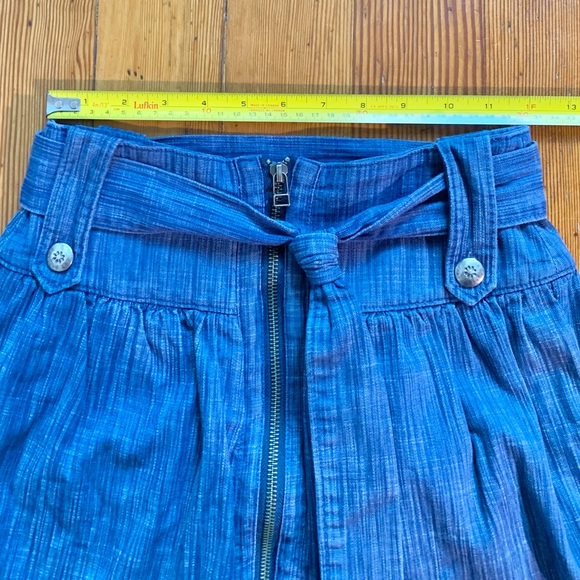 High rise skirt with side pockets!! - Picture 3 of 4